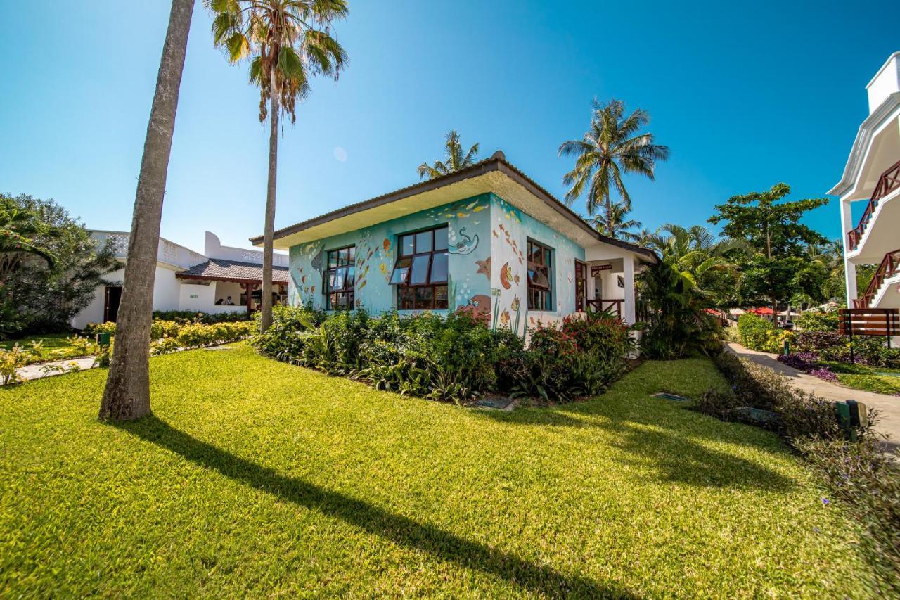 Prideinn Paradise Beach Resort & Spa Mombasa Zewnętrze zdjęcie The Blue House