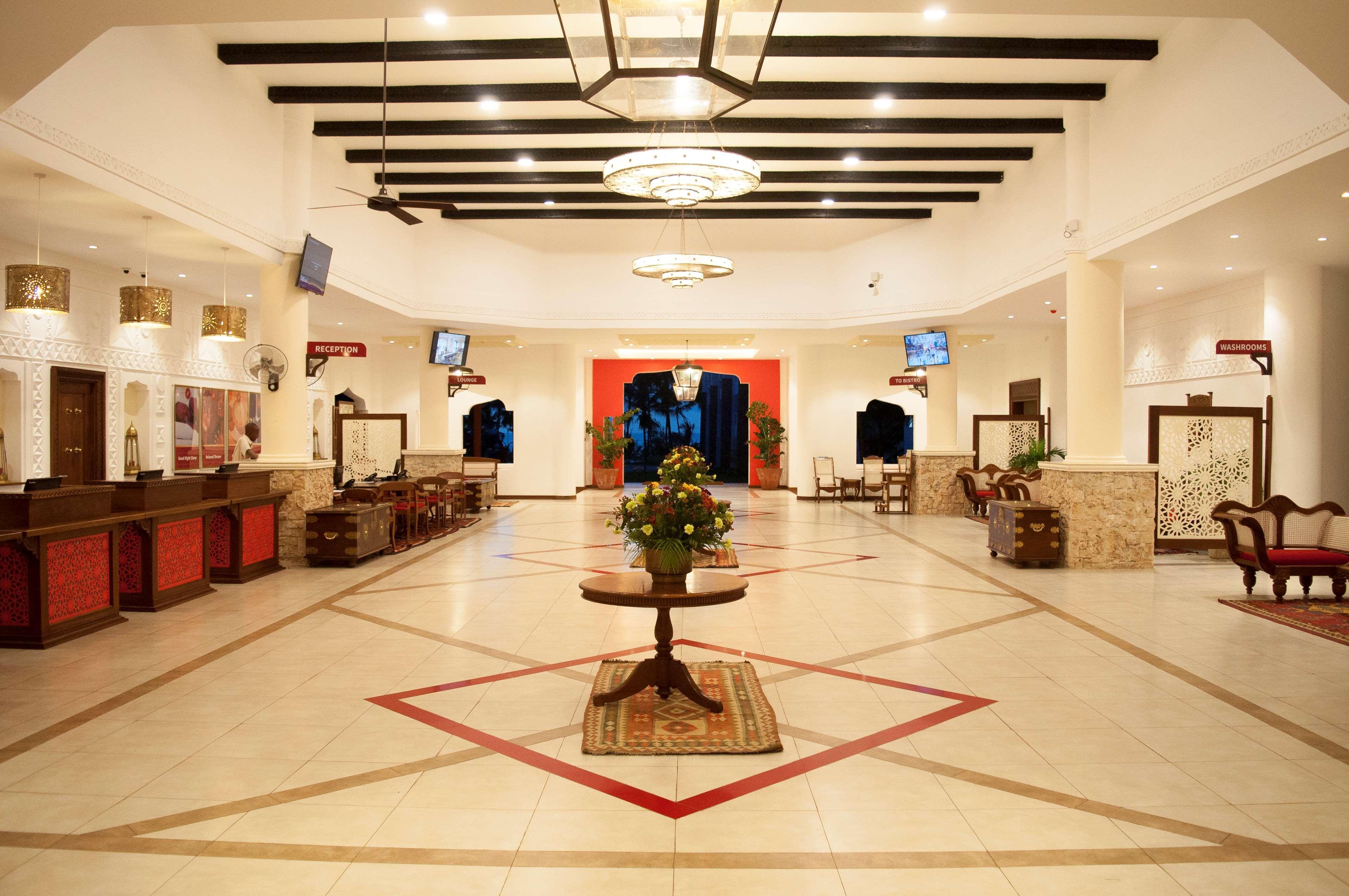 Prideinn Paradise Beach Resort & Spa Mombasa Zewnętrze zdjęcie Lobby